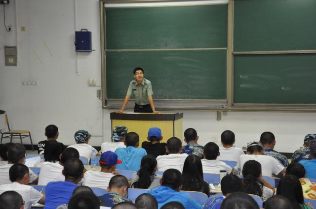 何伟民老师讲解承诺书 何伟民老师讲解承诺书